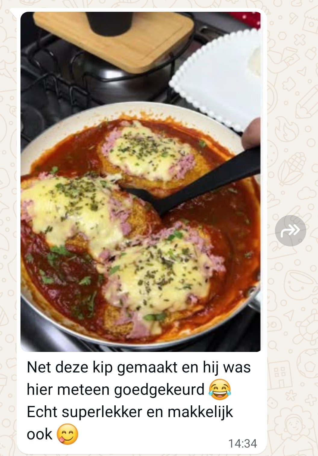 WhatsApp-review met kip uit de pan met kaas en saus